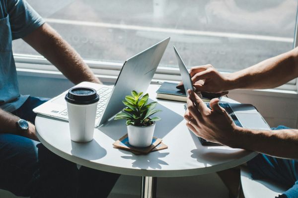 Top logiciels de gestion d'entreprise : pourquoi opter pour Jeboostemaboite ?